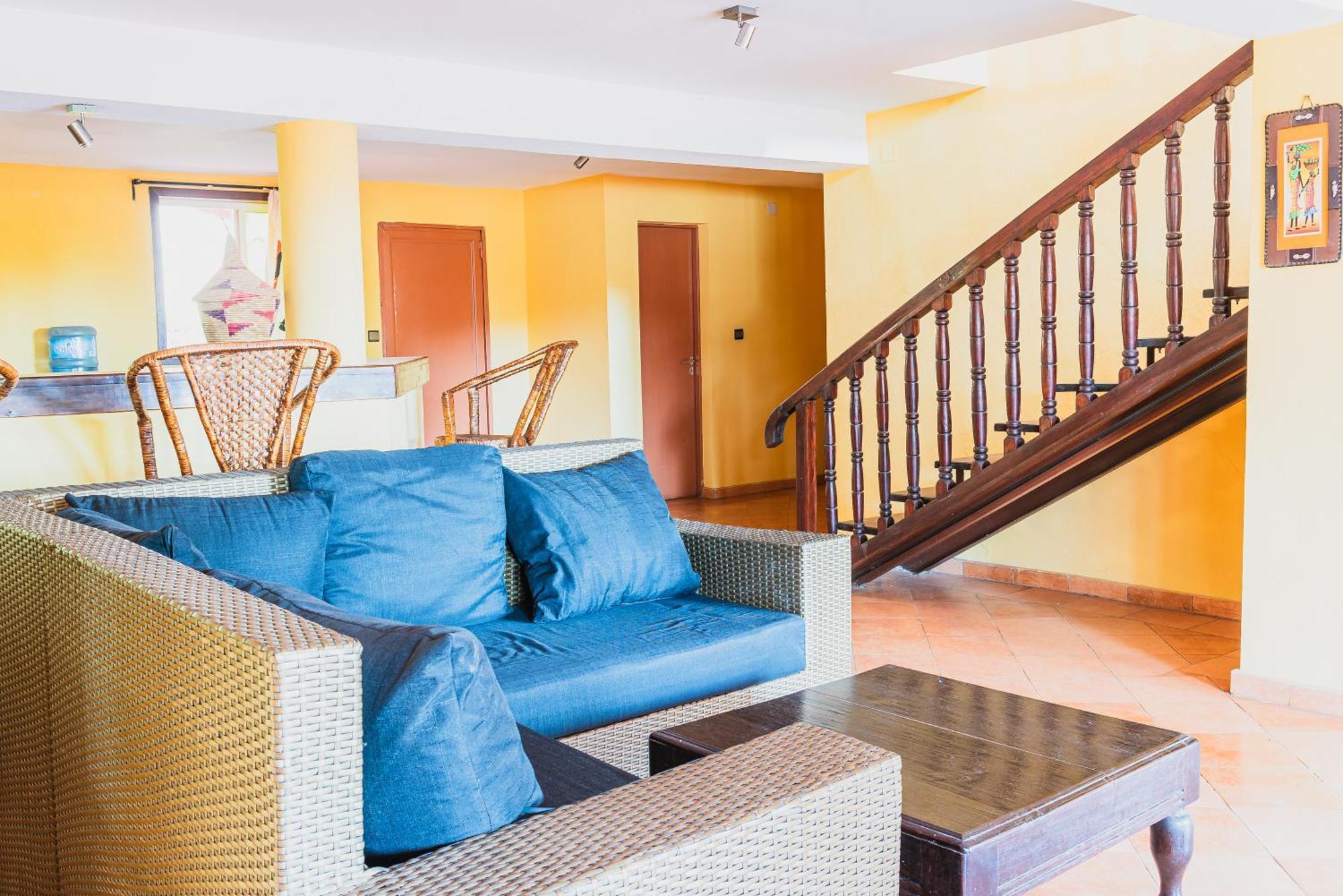 Aparthotel Jardin Tropical Бужумбура Екстериор снимка